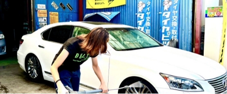 細部までの丁寧な洗車